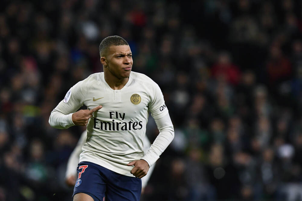 IPO月报｜11月A股IPO首发上会数创两年来新高 北交所新股首日涨幅纪录被打破；港股市场“打新”热度回归理性